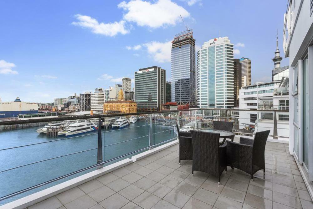 Princes Wharf Waterfront 2 Bed Rooms Apartment Viaduct Cbd โอ๊คแลนด์ ภายนอก รูปภาพ